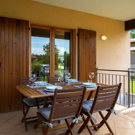 Casa Mabel-Un Giardino Tra Lago E Monti Σπίτι διακοπών